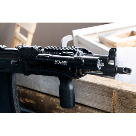 Torcia tattica Ravager-L 2000 lm + Laser verde | 91 400 cd | Picatinny M-Lok