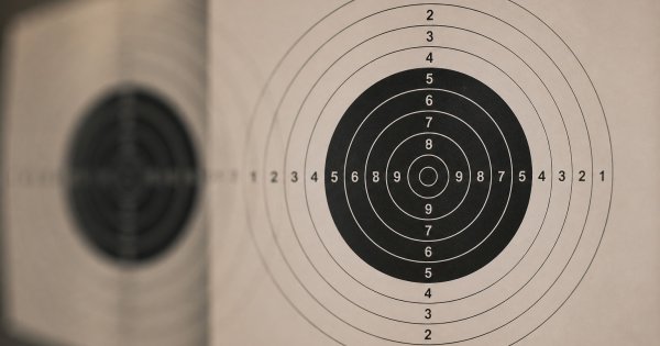 Wie man sein dominantes Auge erkennt: vollständiger Leitfaden und Tests