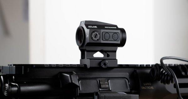 Estamos citados en EspritMilitaire: regreso sobre el artículo « Punto rojo rifle de caza y Tiro Deportivo ».